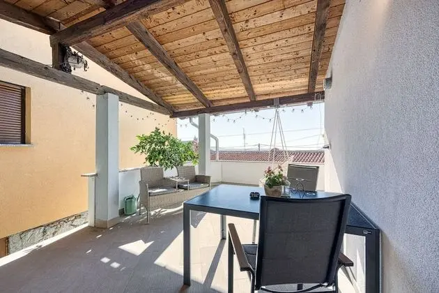 Family Stüdyo, 1 Çift Kişilik Yatak, Dağ Manzaralı, Dağ Yamacı (Honeymoon Suite Črni Kal)