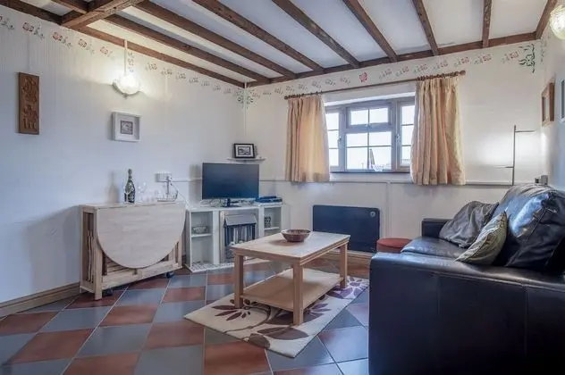 Standard Kır Evi