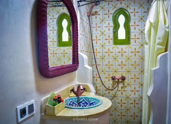 Traditional Tek Büyük Yataklı Oda