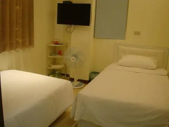Economy İki Ayrı Yataklı Oda, Ortak Banyo