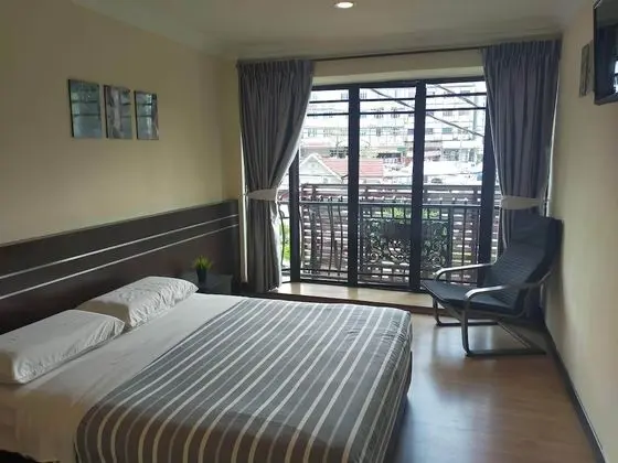 Deluxe Tek Büyük Yataklı Oda, 1 Yatak Odası, Balkon, Şehir Manzaralı