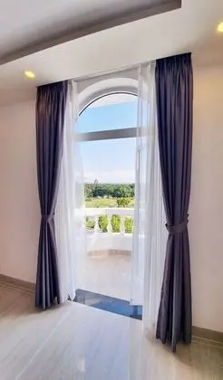 Deluxe Tek Büyük Yataklı Oda, Balkon