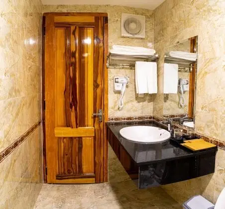 Deluxe Tek Büyük Yataklı Oda, Balkon