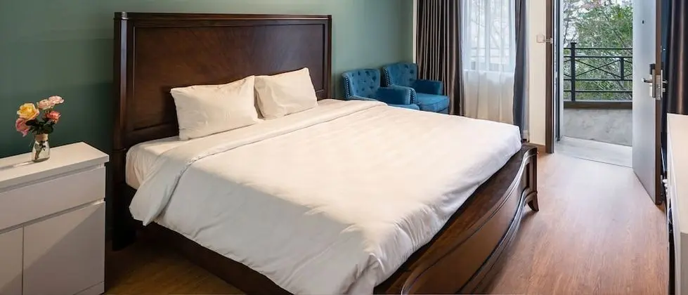 Oda (Super King or Two Double Beds)