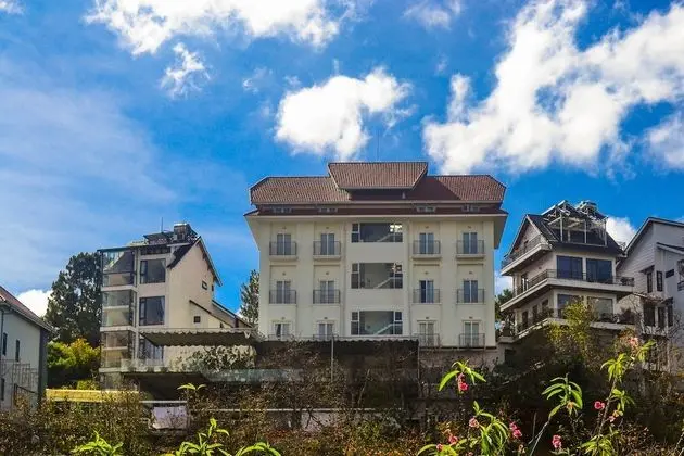 Stüdyo, Balkon, Bahçe Manzaralı (Studio Suite Super King and Bunk Bed)