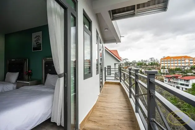 Stüdyo, Balkon, Bahçe Manzaralı (Studio Suite Super King and Bunk Bed)