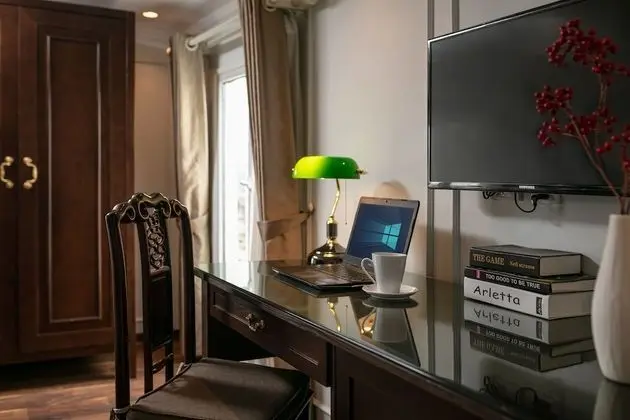 Deluxe Tek Büyük veya İki Ayrı Yataklı Oda (Street view)