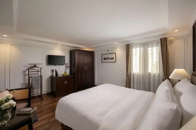 Deluxe Tek Büyük veya İki Ayrı Yataklı Oda (Street view)
