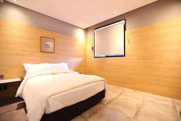 Standard Tek Büyük Yataklı Oda, 1 Çift Kişilik Yatak, Sigara İçilmez (No View)