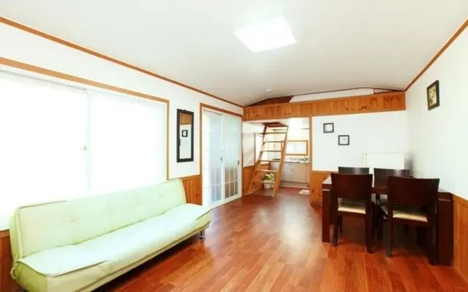 Oda (Big Potatoes (Duplex Unshared House))