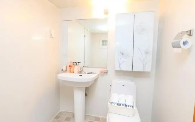 Oda (Big Potatoes (Duplex Unshared House))