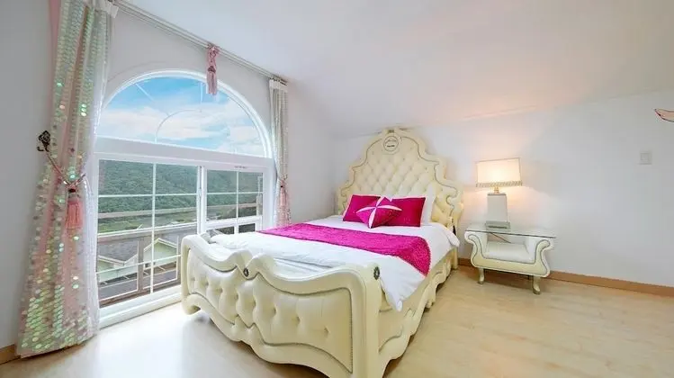 Basic Oda, 1 Yatak Odası (Catharine)