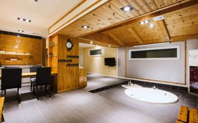 Oda (Cocave (Jet Spa Family Pension))