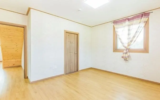 Oda (Oz Unshared House (Mountain View Dupl)