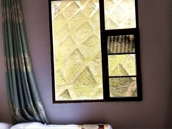 Üç Kişilik Oda