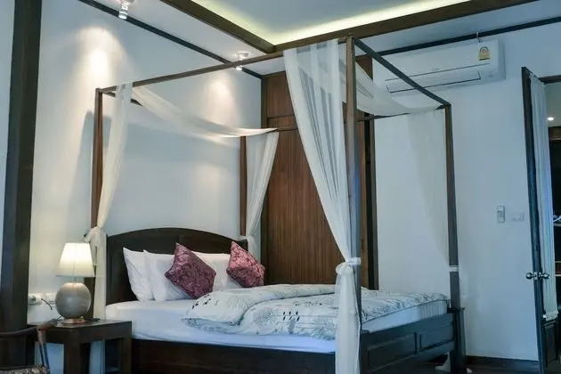 Luxury Tek Büyük Yataklı Oda, Balkon/Veranda, Resort Manzaralı