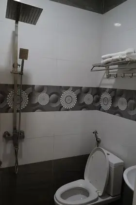 Standard Tek Kişilik Oda, 1 Büyük (Queen) Boy Yatak, Penceresiz