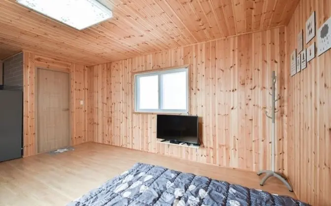 Oda (Room 4 (German House))