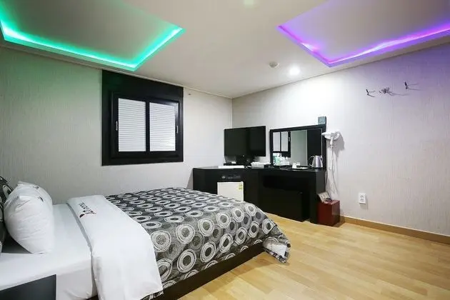 Oda (Standard Room BLACK)