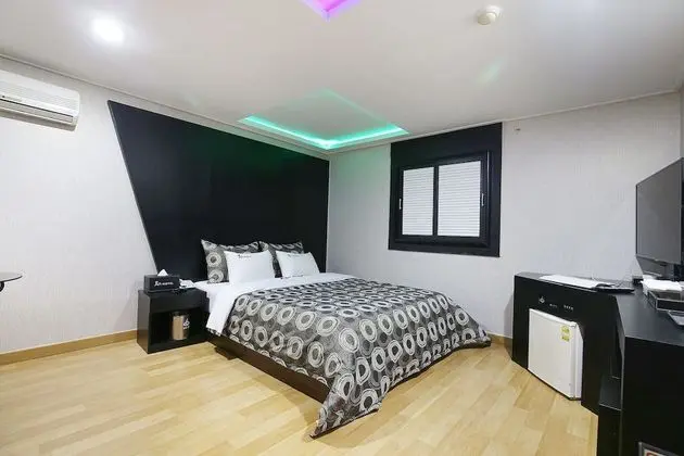 Oda (Standard Room BLACK)