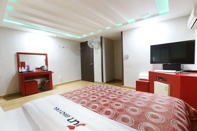 Oda (Suite room RED)