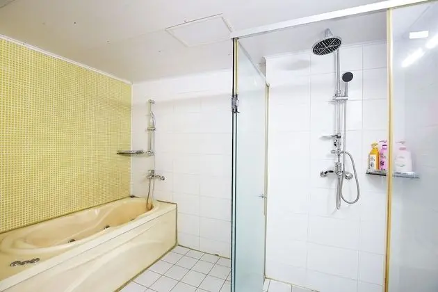 Oda (Suite room RED)