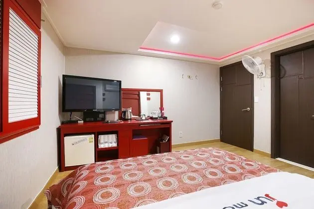 Oda (Suite room RED)