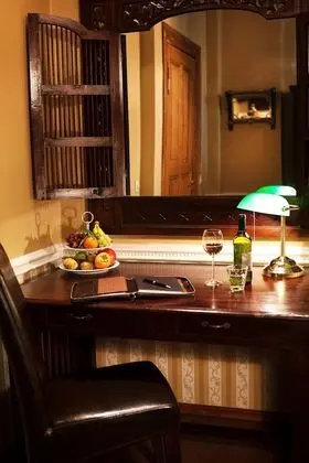 Business Büyük Yataklı Tek Kişilik Oda