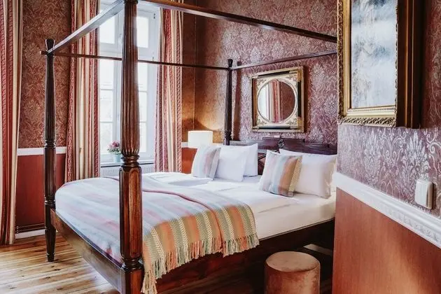 Comfort Büyük Yataklı Tek Kişilik Oda