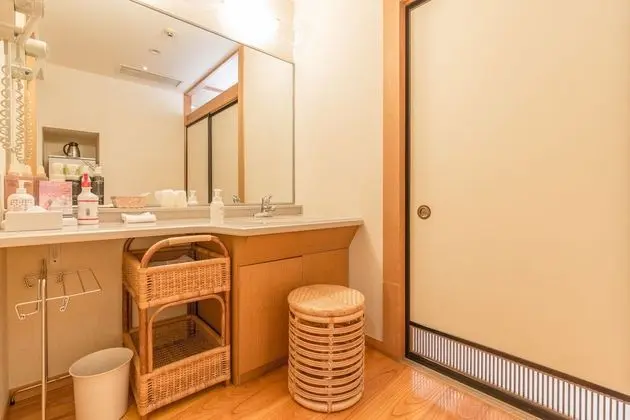 Traditional Oda, Sigara İçilmez, Nehir Manzaralı (Standard Japanese Style Room)