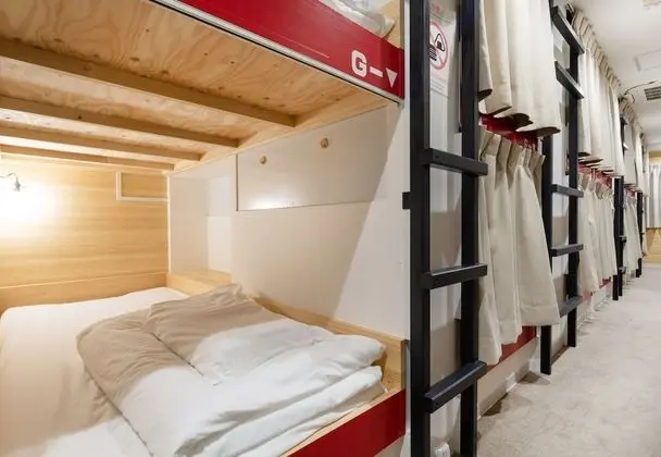 Ortak Ranzalı Oda, Karma Ranzalı Oda