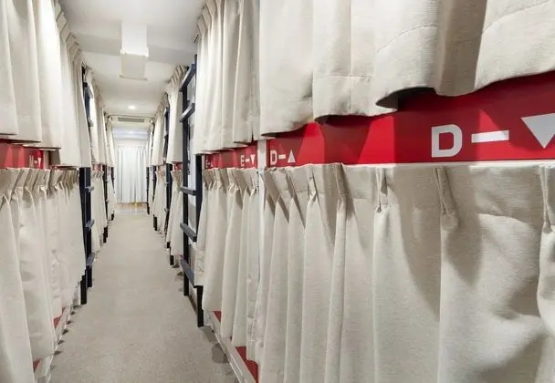 Ortak Ranzalı Oda, Karma Ranzalı Oda