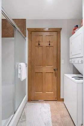 Kulübe, Birden Çok Yatak, Balkon