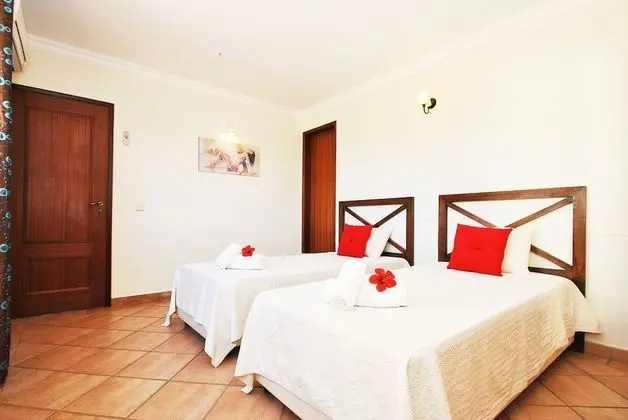 Villa, 4 Yatak Odası, Kişiye Özel Havuzlu, Deniz Manzaralı