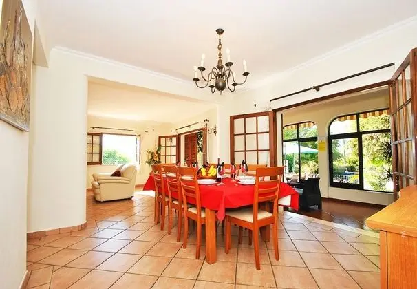 Villa, 4 Yatak Odası, Kişiye Özel Havuzlu, Deniz Manzaralı