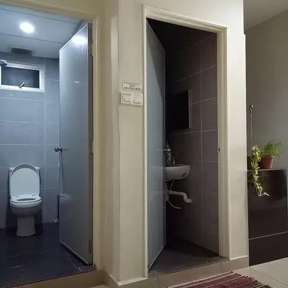 Deluxe Oda, Ortak Banyo