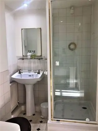 Deluxe Tek Kişilik Oda, Banyolu/Duşlu