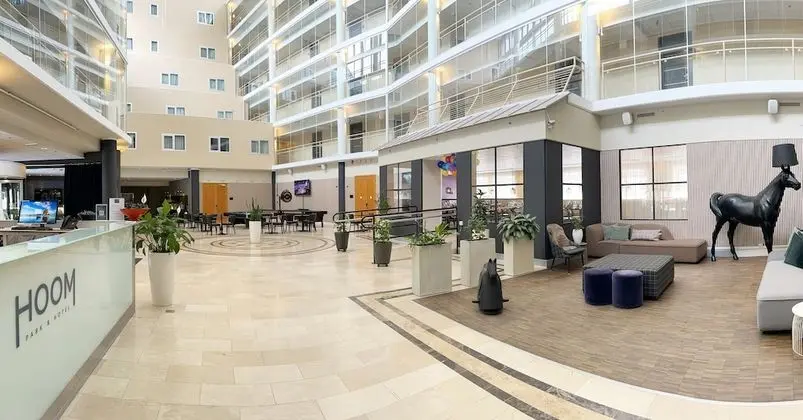 Atrium Medium