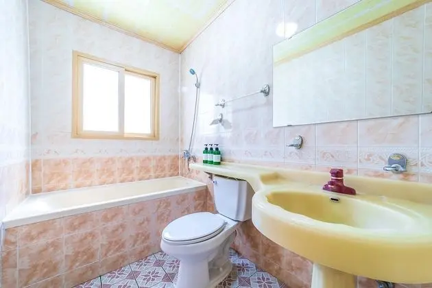 Family Oda, Nehir Manzaralı