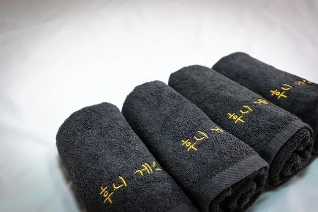 Family Oda, Nehir Manzaralı