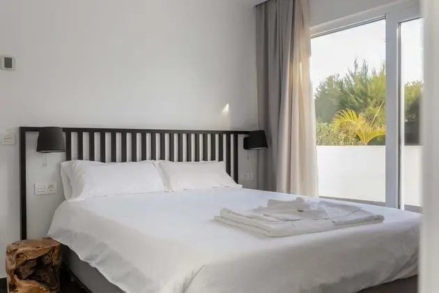 Hoopoe Villa Deluxe (family)