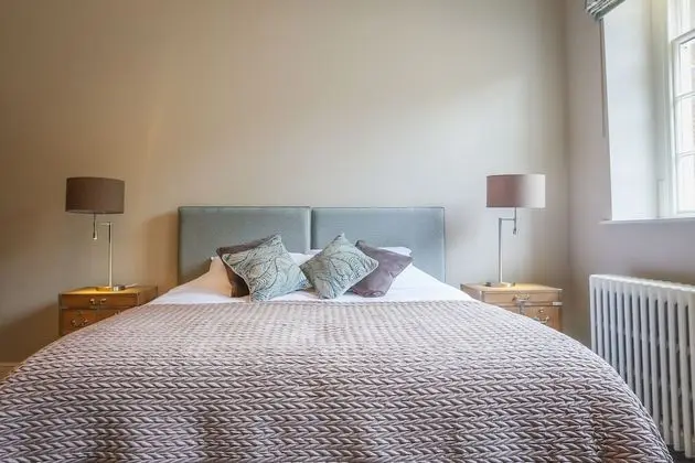 Deluxe Tek Büyük veya İki Ayrı Yataklı Oda, 1 Yatak Odası, Banyolu/Duşlu, Bahçe Manzaralı