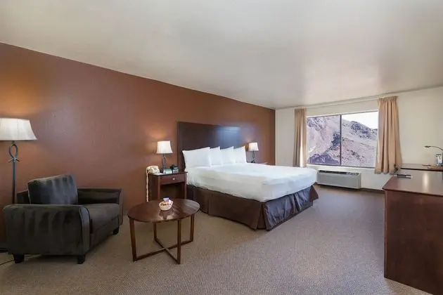 Standard Oda, 1 En Büyük (King) Boy Yatak