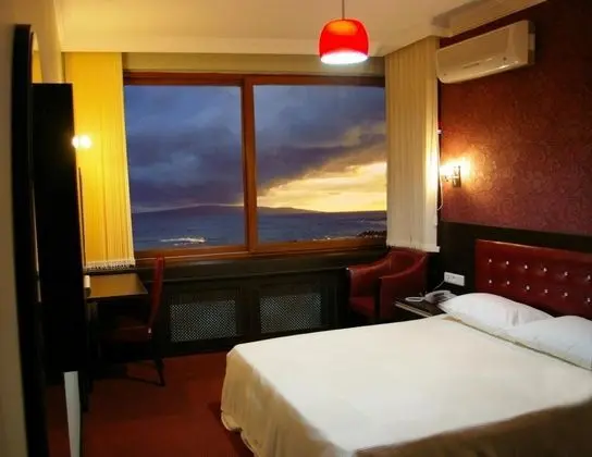 Standart Oda, Deniz veya Dağ Manzaralı