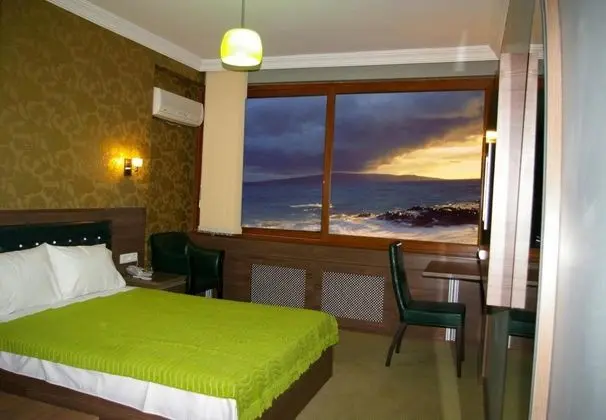 Standart Oda, Deniz veya Dağ Manzaralı