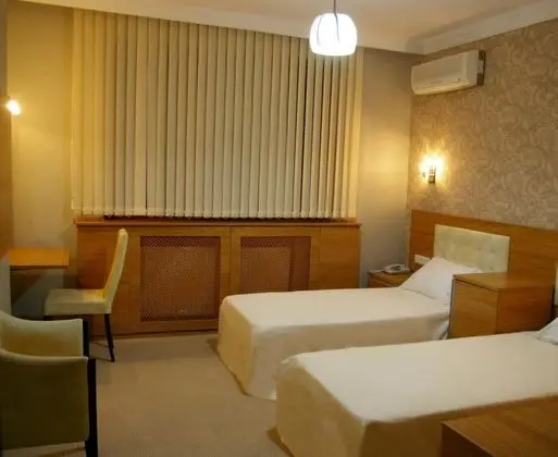 Standart Oda, Deniz veya Dağ Manzaralı