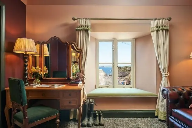 Deluxe Tek Büyük Yataklı Oda