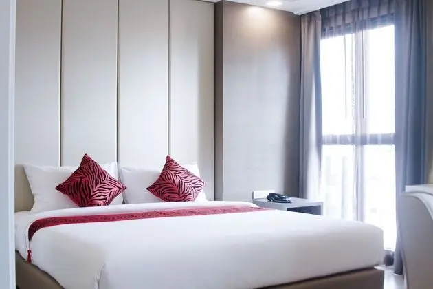 Deluxe Tek Büyük Yataklı Oda