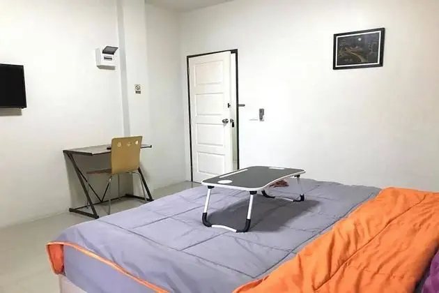 Superior King Room with City View