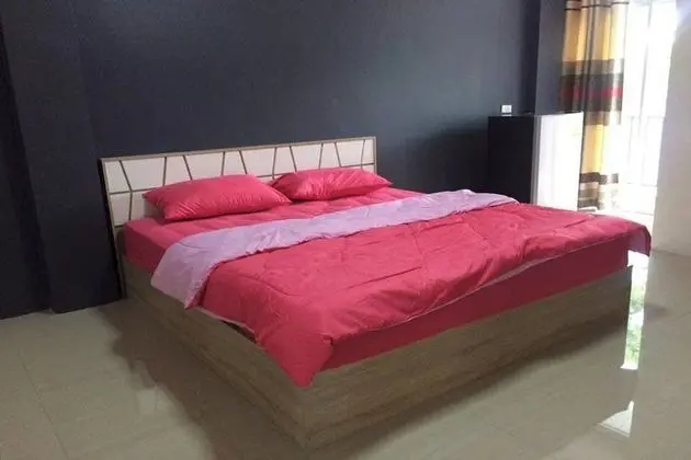 Superior King Room with City View